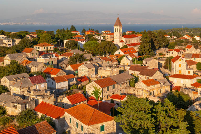 Wyspa Šolta ze Splitu: Prywatna wycieczka na rowerze elektrycznymWyspa Šolta: Prywatna wycieczka na rowerze elektrycznym
