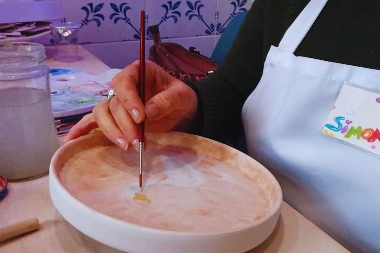 Naples: Ceramic Workshop with Decoration and Aperitif