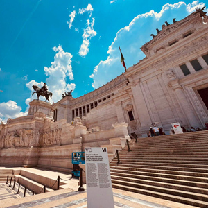Rome: Vittoriano & Palazzo Venezia Ticket with Digital Map