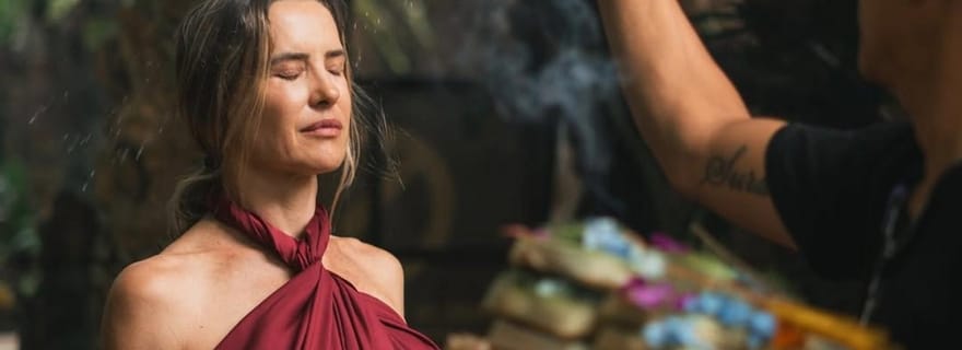 Bali : cérémonie Melukat à la cascade de Taman Beji Gria