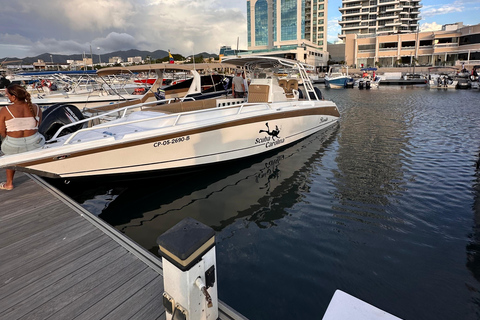 Santa Marta: Private Boat Tour to Bahía Concha & Taganga