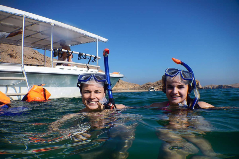 Bandar Khairan Island Hopping & Snorkeling – Muscat