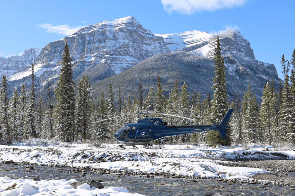 Canadian Rockies: Private Helicopter Tour and Hike for Two
