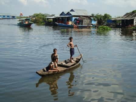 kompong khleang floating village fullday from siem reap