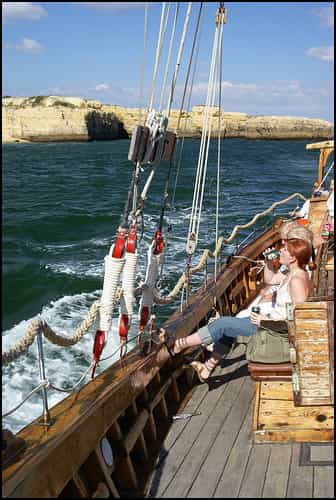 pirate ship cruise algarve