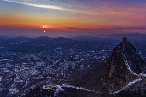 Beijing: Simatai Wall & Gubei Town with Multilingual Guide ES, IT, FR, DE Mutianyu, Simatai & Gubei All Inclusive