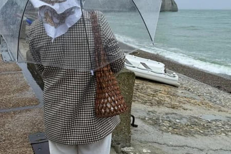 Private Guided 1 day Tour Paris- Étretat & Mont-Saint-Michel