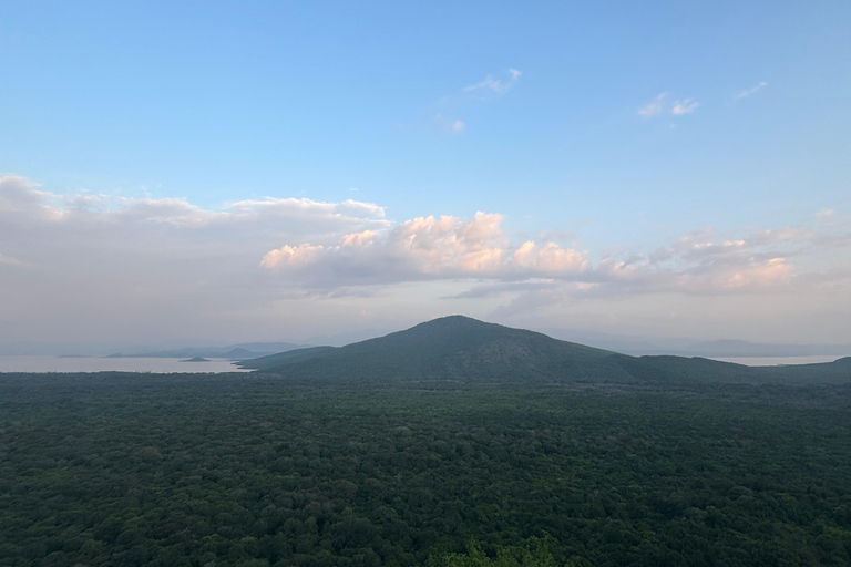 Addis Abeba: 12-tägige Tour durch das Omo-Tal und den Großen Afrikanischen Grabenbruch