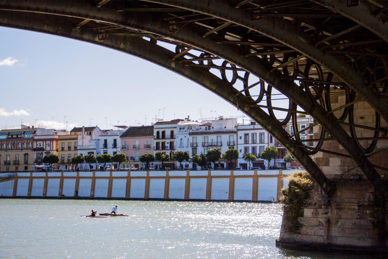 Seville: Food Tour with 10 Tastings of Tapas, Ham, Churros
