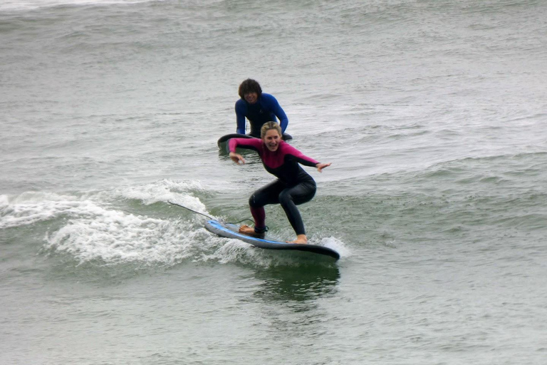 Lima: Surf Class with Equipment and Instructor