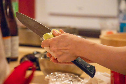 Tokyo : Cours de cuisine de type Izakaya avec dégustation de saké