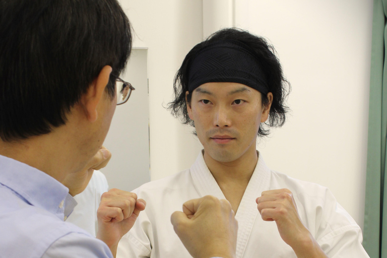 Tokyo: Karate Experience with Former All-Japan Champion PRIVATE Karate Session with Karate Gi(uniform)