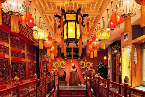 Beijing Teahouse: Live Show with Traditional Arts & Tea