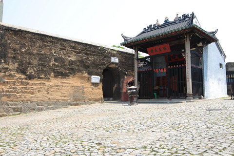 From Hong Kong: Private Macau Heritage Tour with transfer