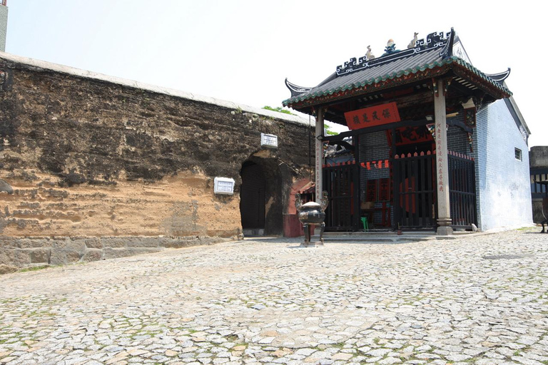 From Hong Kong: Private Macau Heritage Tour with transfer