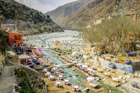 Marrakech: Ausflug ins Ourika-Tal mit Wanderung zu den Wasserfällen und Mittagessen