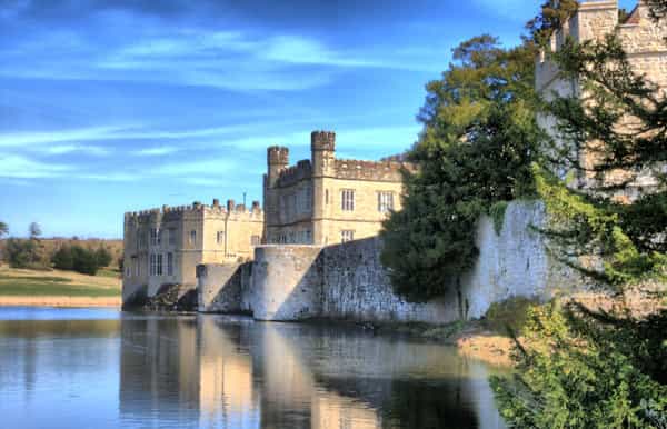 private fullday tour leeds castle chartwell from london