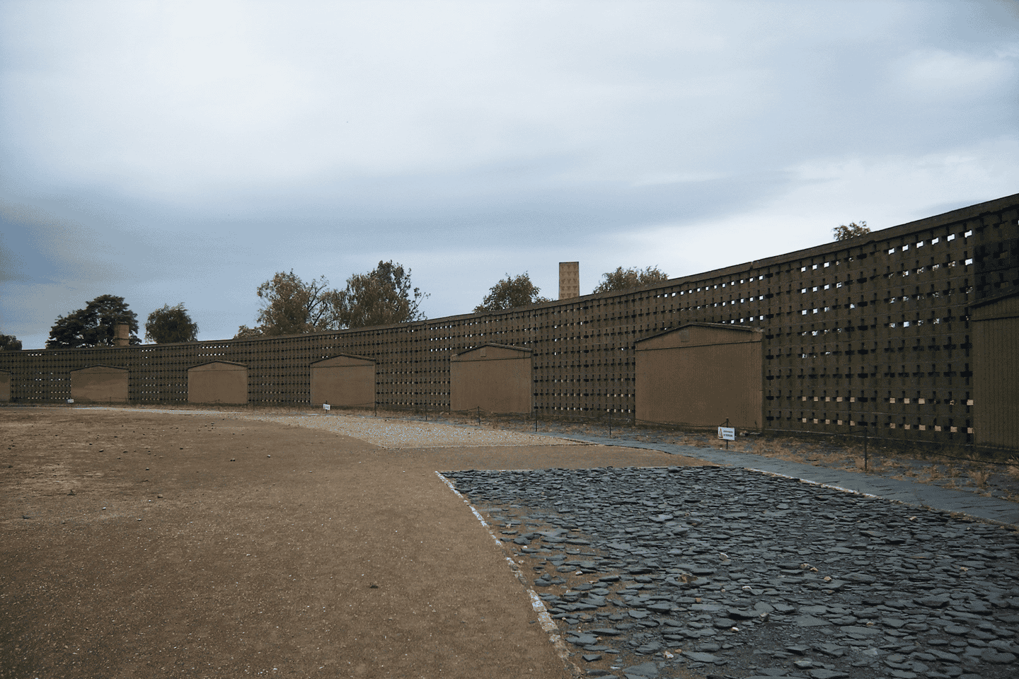 Berlin: Sachsenhausen Memorial 6-Hour Tour in Spanish