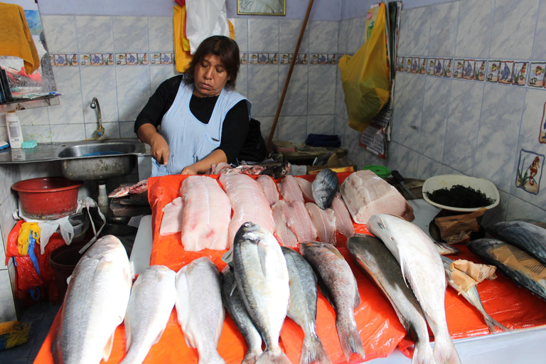Lima: Market Tour, 35 Fruits Tasting & Cooking Class
