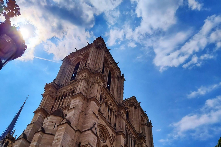 Early Access Notre-Dame Cathedral Guided Tour