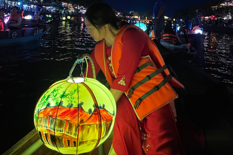 Private trip - Discover Da Nang's beauty and Hoi An by night