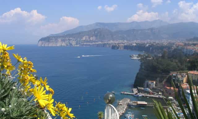 from naples sorrento amalfi coast 8hour tour