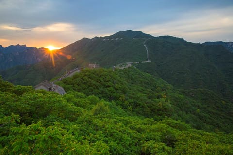 Mutianyu Great Wall Golden Sunset View Bus Tour + Ticket