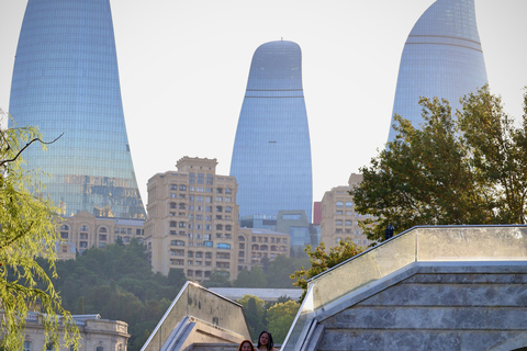 Baku Uncovered: Guided Tour with Food, Wine & National Dress