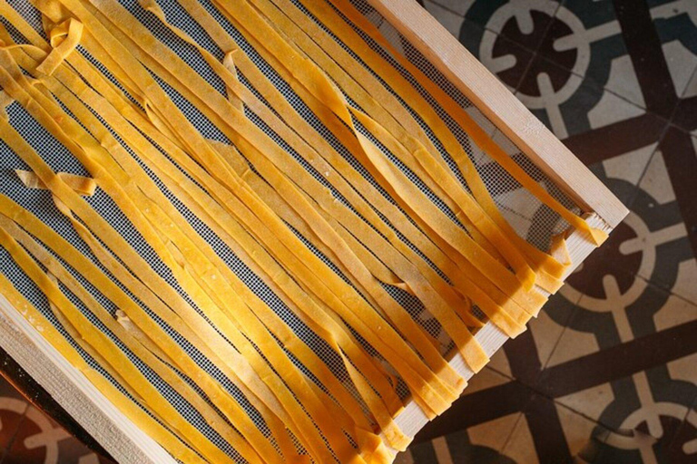 Los Angeles: Handmade Spaghetti with Italian Mamas & Lunch