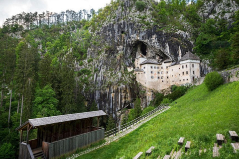 Ljubljana à la grotte de Postojna, au château de Predjama et au parc de Postojna