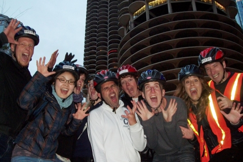 Bobby's Fright Hike: tour en bici por Chicago en HalloweenOpción estándar