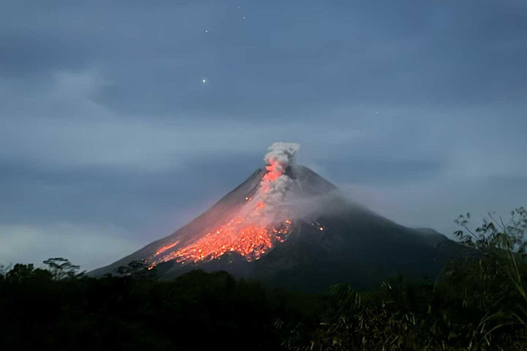 Yogyakarta: Mount Merapi Lava View & Borobudur Sunrise Tour Merapi Lava View & Borobudur Sunrise Tour