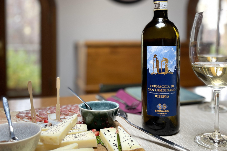San Gimignano: Vineyard and Cellar Tour with Wine Tasting