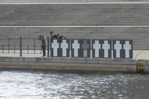 Visite à vélo en petit groupe de l'histoire du mur de BerlinVisite en allemand