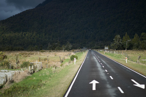 Queenstown to Franz Josef Day Tour