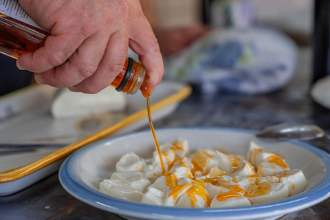 Sorrento: Lemons grove, Farm Tour&Tasting and Pizza Class Sorrento Coast: Enogastronomic Tour with Show & Tasting