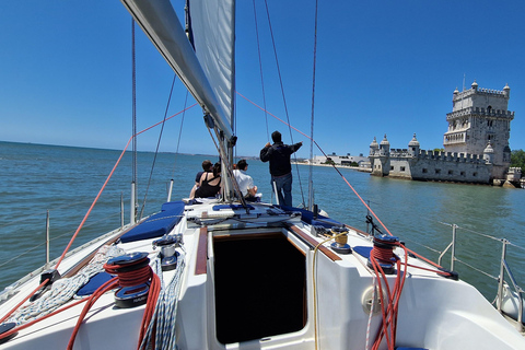 Lisbon: Yacht Sailing Tour With Portuguese Wine and History 2h Private - Lisbon Yacht Sailing Tour With History