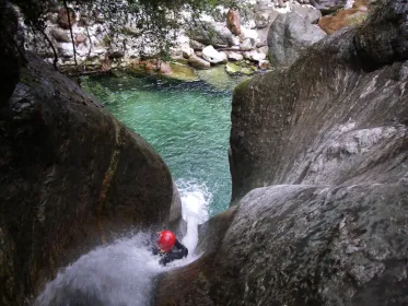 Toskana - Spannendes Canyoning-Abenteuer