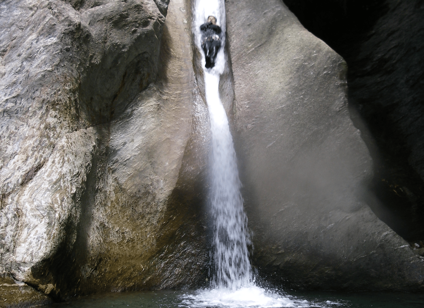 Toscana: Dagsudflugt med canyoning-eventyr