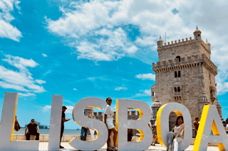 Lisbon: Old Town Tour with Private Guide and Tuk Tuk