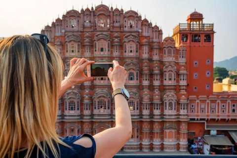 Jaipur: Old & New Jaipur Full day City Tour by Car+ Guide