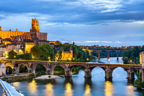 Albi: Private Guided Tour with Your Mobile Phone Albi: Episcopal City and Cathedral with Kit and Live Guide