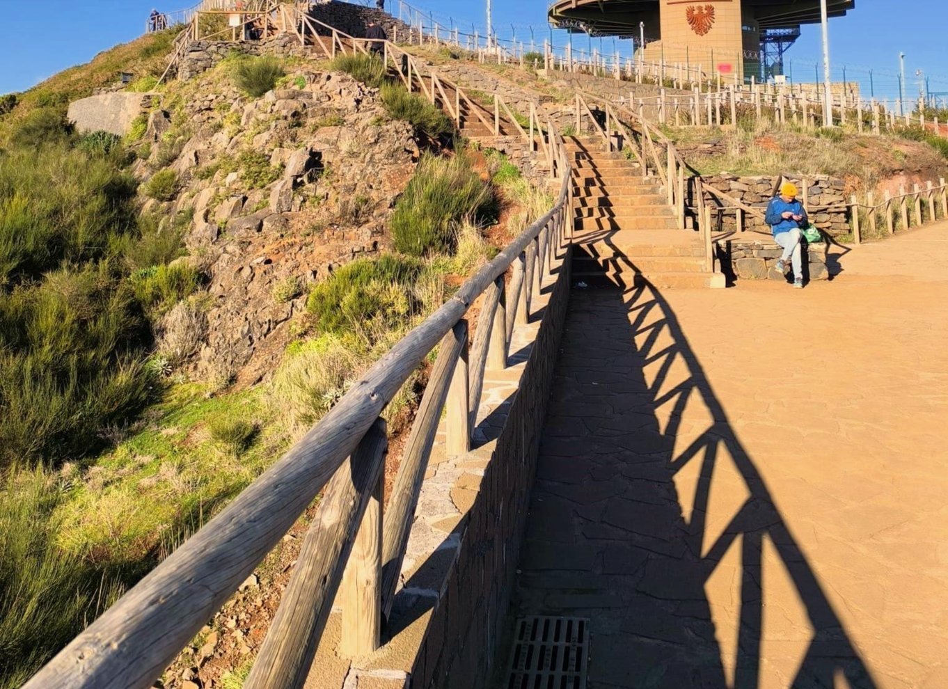 Madeira: Halvdagstur med jeep til Pico Arieiro