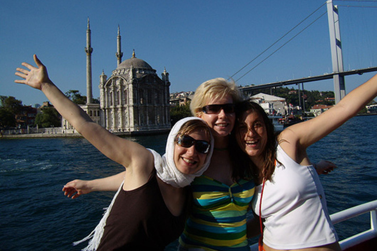 Sightseeing Bosphorus Cruise in IstanbulSightseeing Bosphorus Cruise from Istanbul