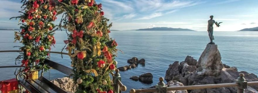 DEPUIS TRIESTE : Visite des marchés de Noël d'Opatija avec vin