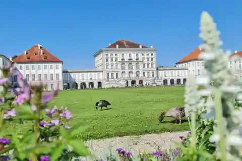 Monachium: Pałac Nymphenburg z przewodnikiem i architektem