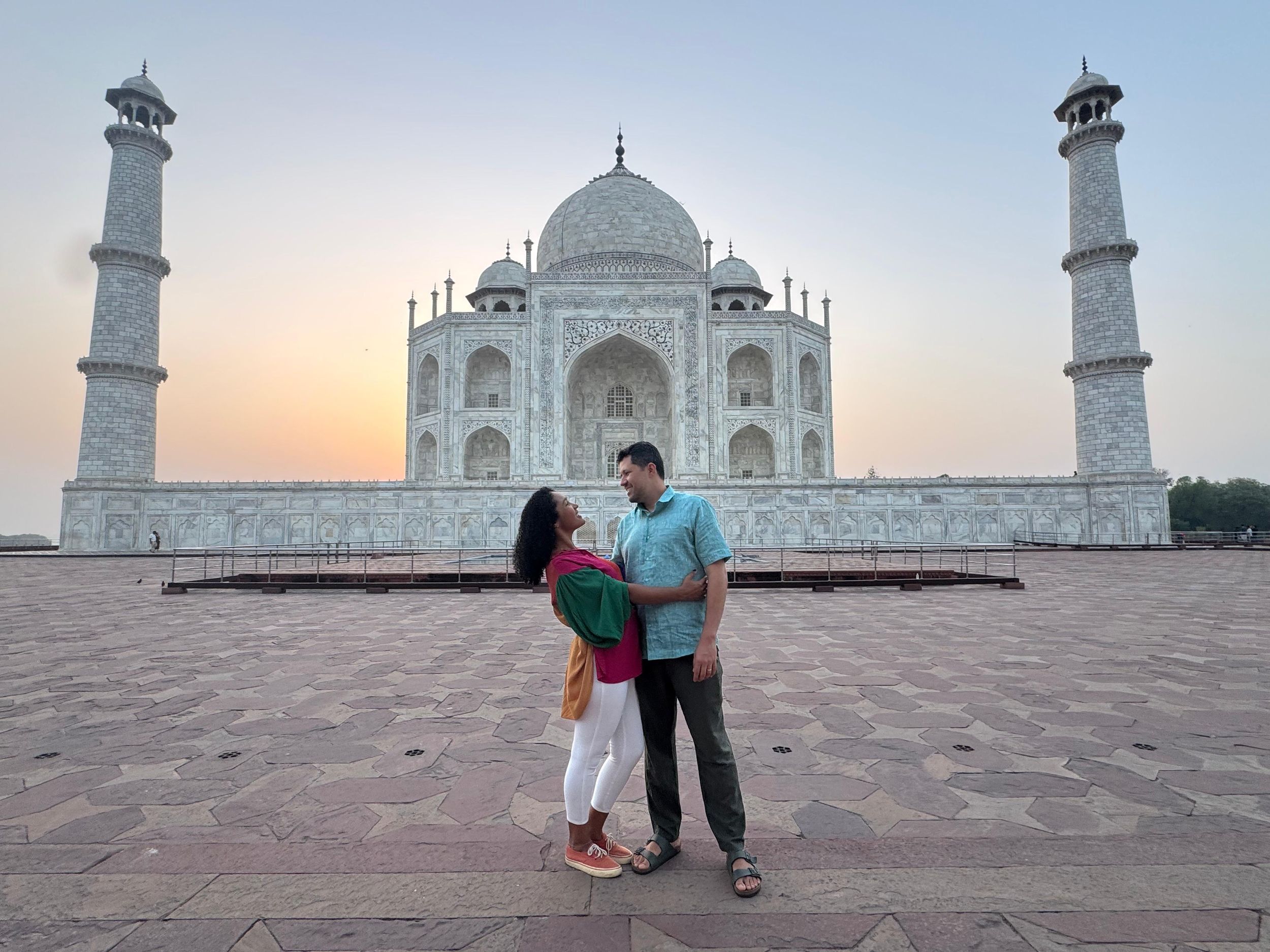 Taj Mahal: Express-Eintrittskarte für Sonnenaufgangstour mit Guide