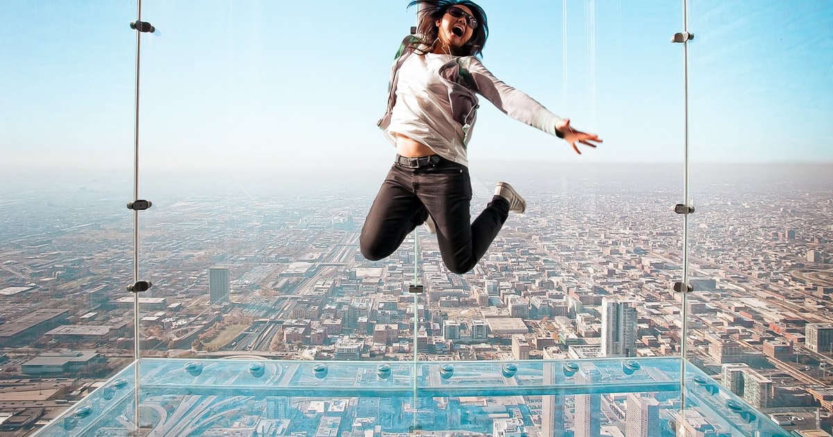 Chicago bilet na szczyt Willis Tower i na The Ledge GetYourGuide