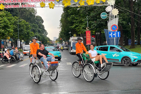 Tour panoramico privato di Ho Chi Minh City in bicicletta in bicicletta