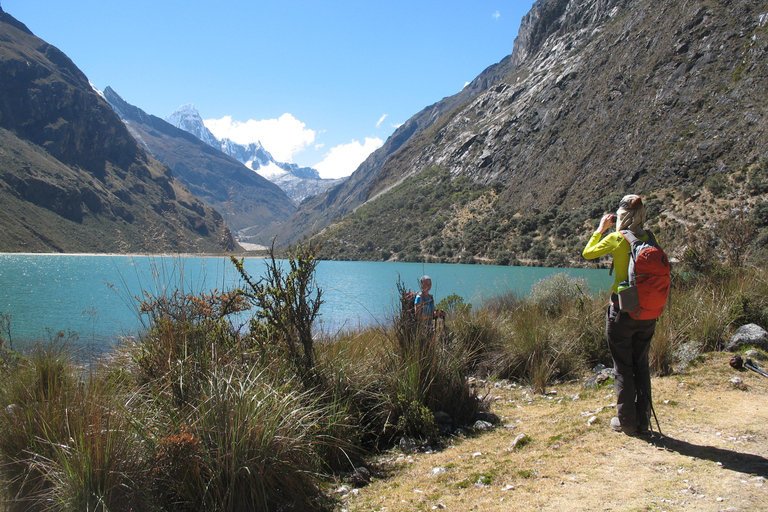 Huaraz: Santa Cruz Trek 4-Day Guided Tour